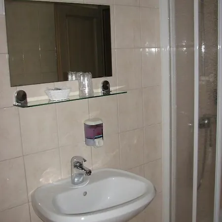 Gostisce Pensión Masun