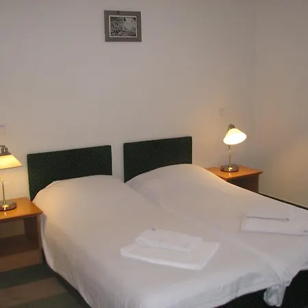 Gostinjska kuća Gostisce 3*