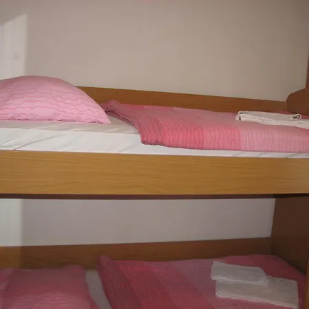 Gostisce 3*